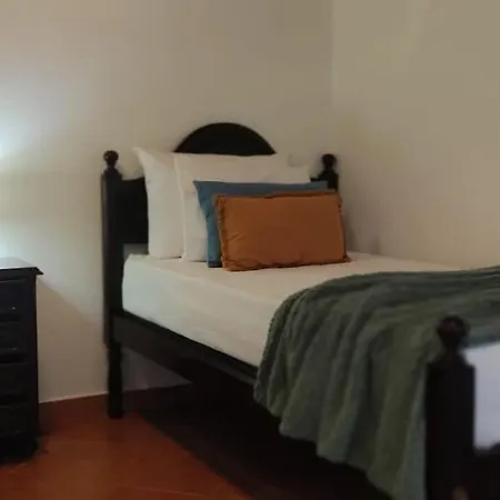 Spacious House For Groups Near The Pools * 포르투모니즈